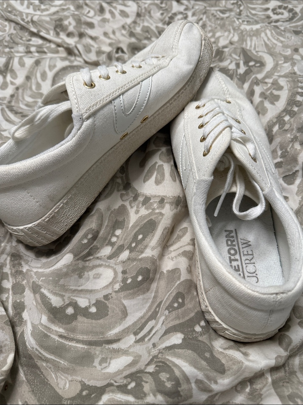 Tretorn White Canvas Low-Top Sneakers with Gold Eyelets